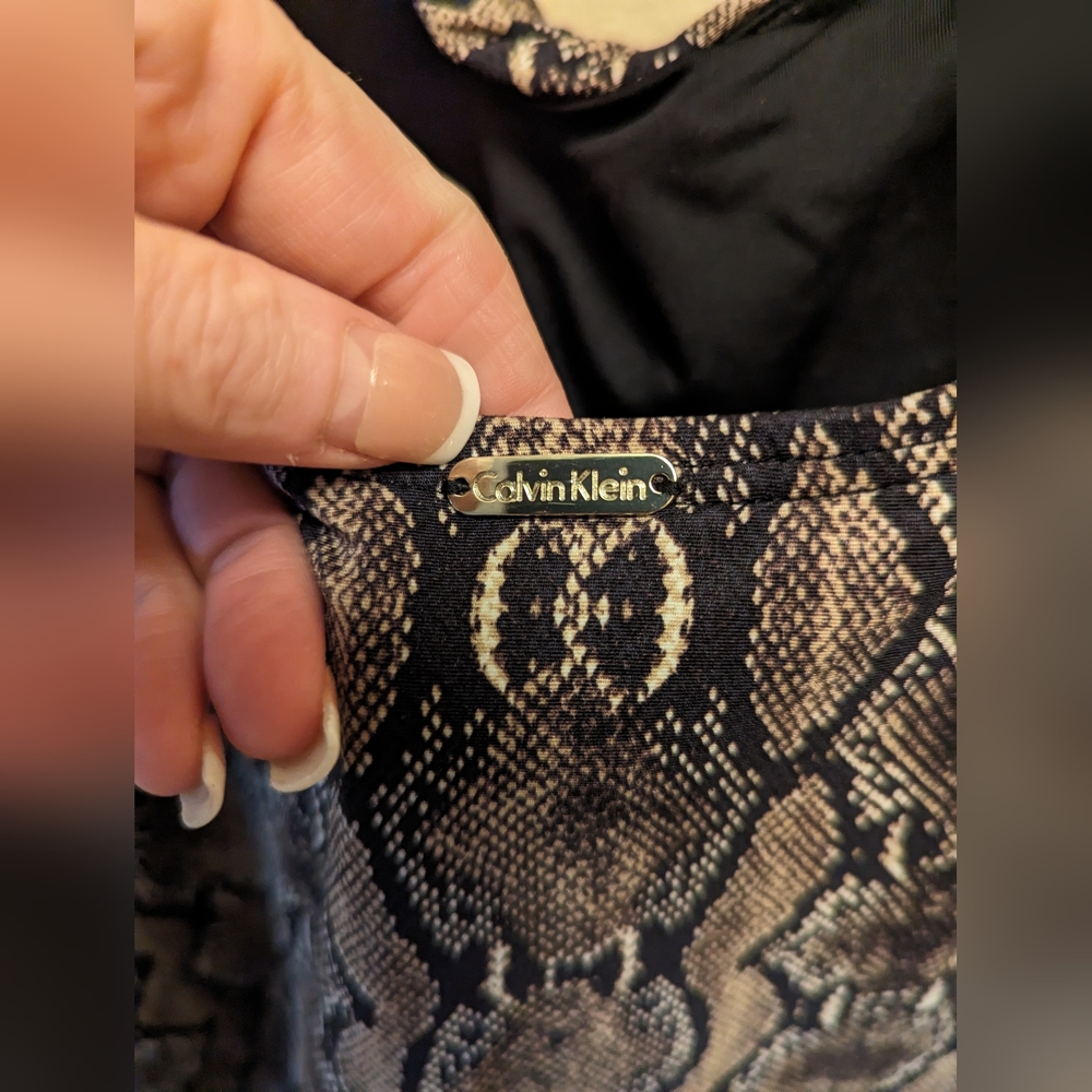 CALVIN KLEIN SNAKESKIN PRINT SWIMSUIT SZ 8 - Picture 5 of 8